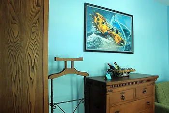 Global Sailing Szálloda