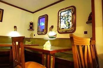 Global Sailing Hotel